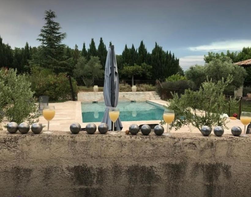 Bastide Campagne Canal Cucuron Exterior photo